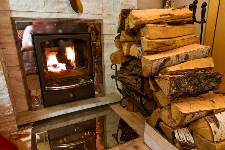 do-kiedy-mozna-palic-drewnem---aktualne-przepisy-i-ograniczenia